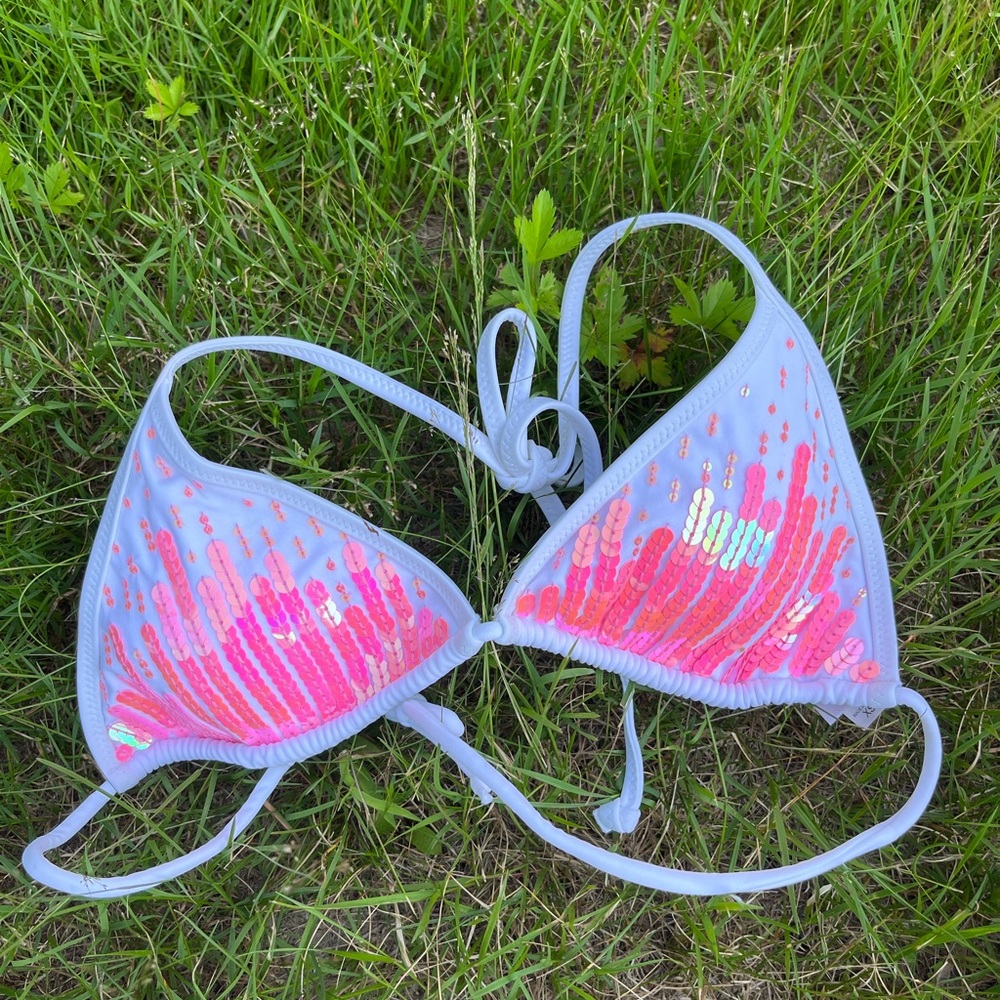 String Bikini - image 2